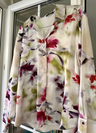 Damen Bluse ZARA Blumenmuster L NEU