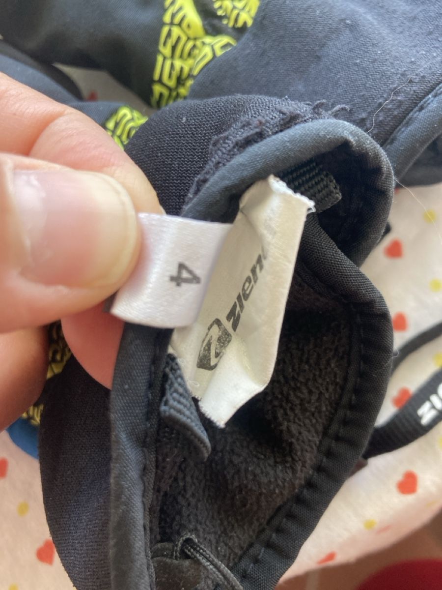 Ziener Guanti: Winterhandschuhe für 4-jährige Kinder  – Usato da Selzach venduto da SB09 2