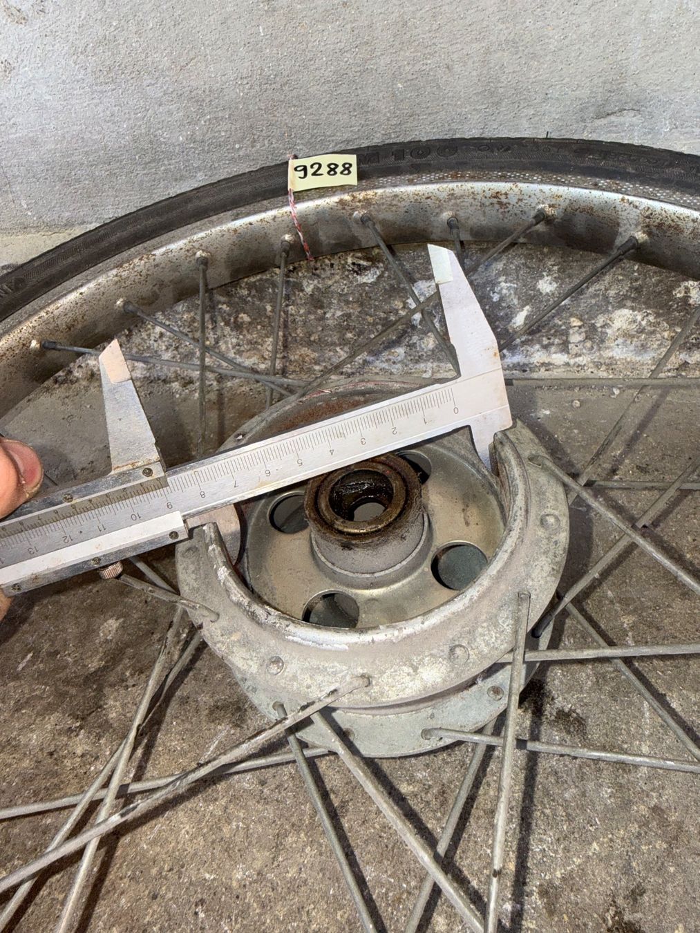 Sachs Mofa-Ersatzteile: Sachs 17 Zoll Speichen Mofa Vorderrad – Defekt aus Fahrni b. Thun von berger_tuning34 2