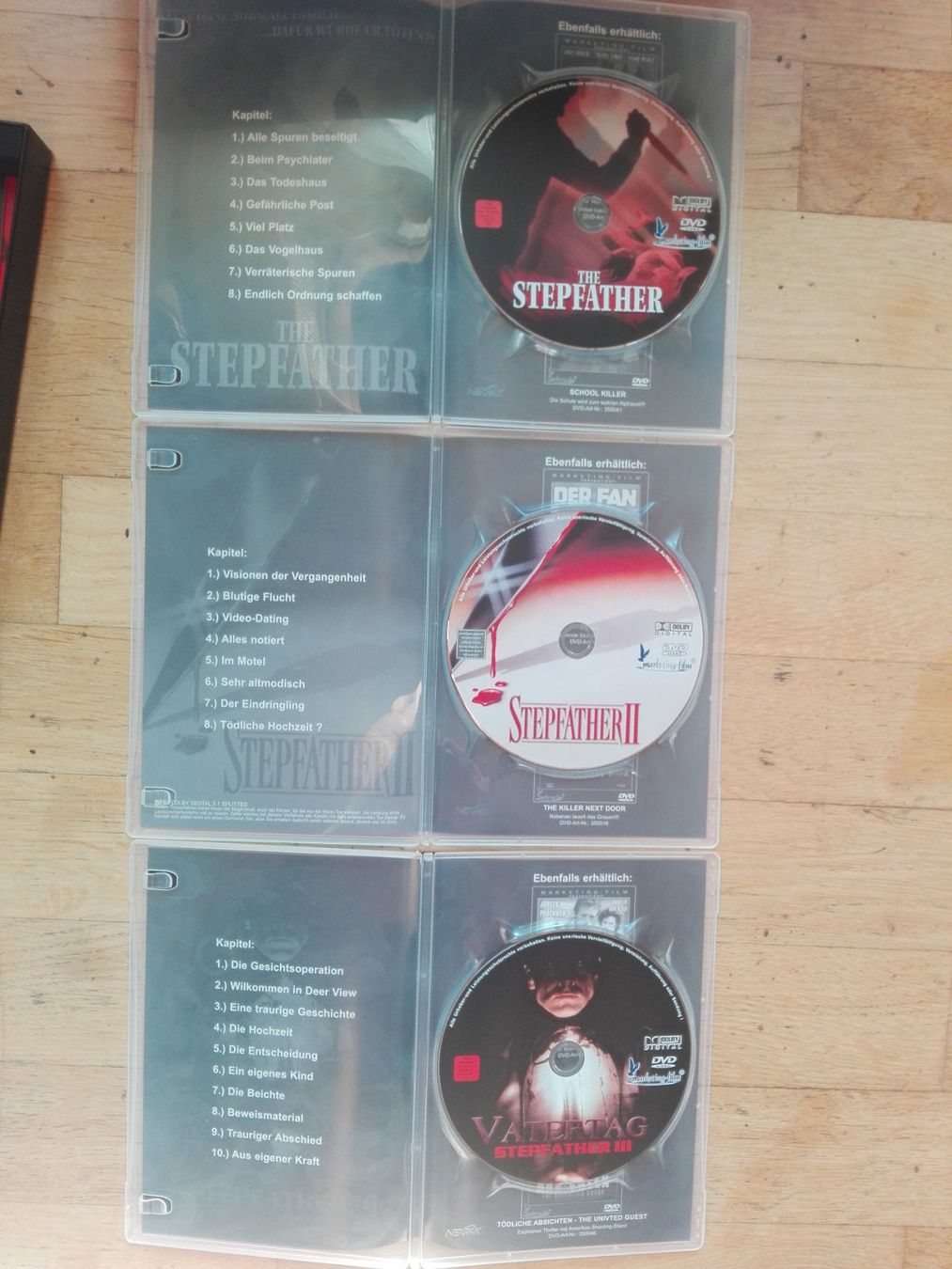 Tutti i DVDs: Stepfather - Die Trilogie  (Complete Edition Box Set) 3-DVDs – Usato da St.Gallen venduto da elk2022 3