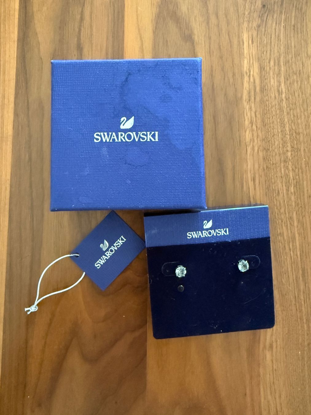Orecchini pendenti & Orecchini a lobo: Swarovski Ohrstecker schwarz – Usato da Küsnacht ZH venduto da nat_m97w