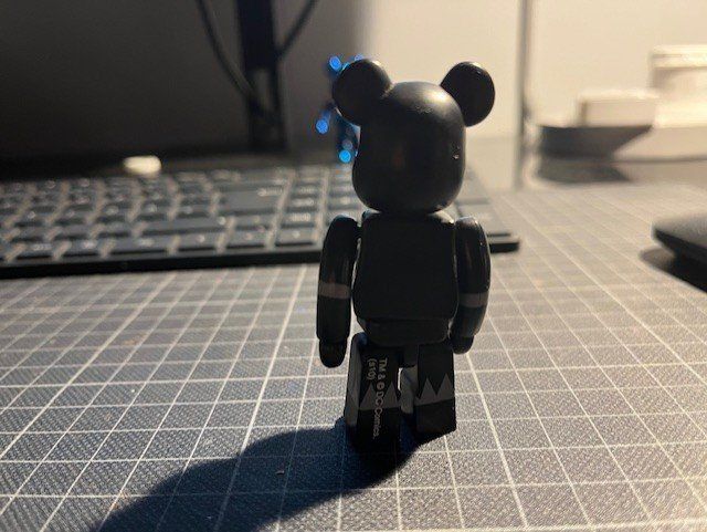 Medicom Toy Statuette: BE@RBRICK 100 - SERIE 21 HERO BATMAN – Usato da Basel venduto da cskim 2