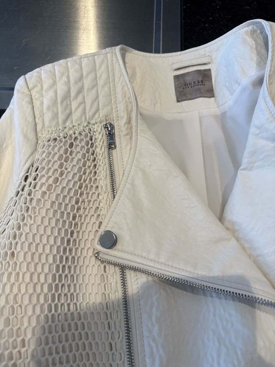 Guess Giacche: GUESS-Jacke – Usato da Adligenswil venduto da Esthee 7