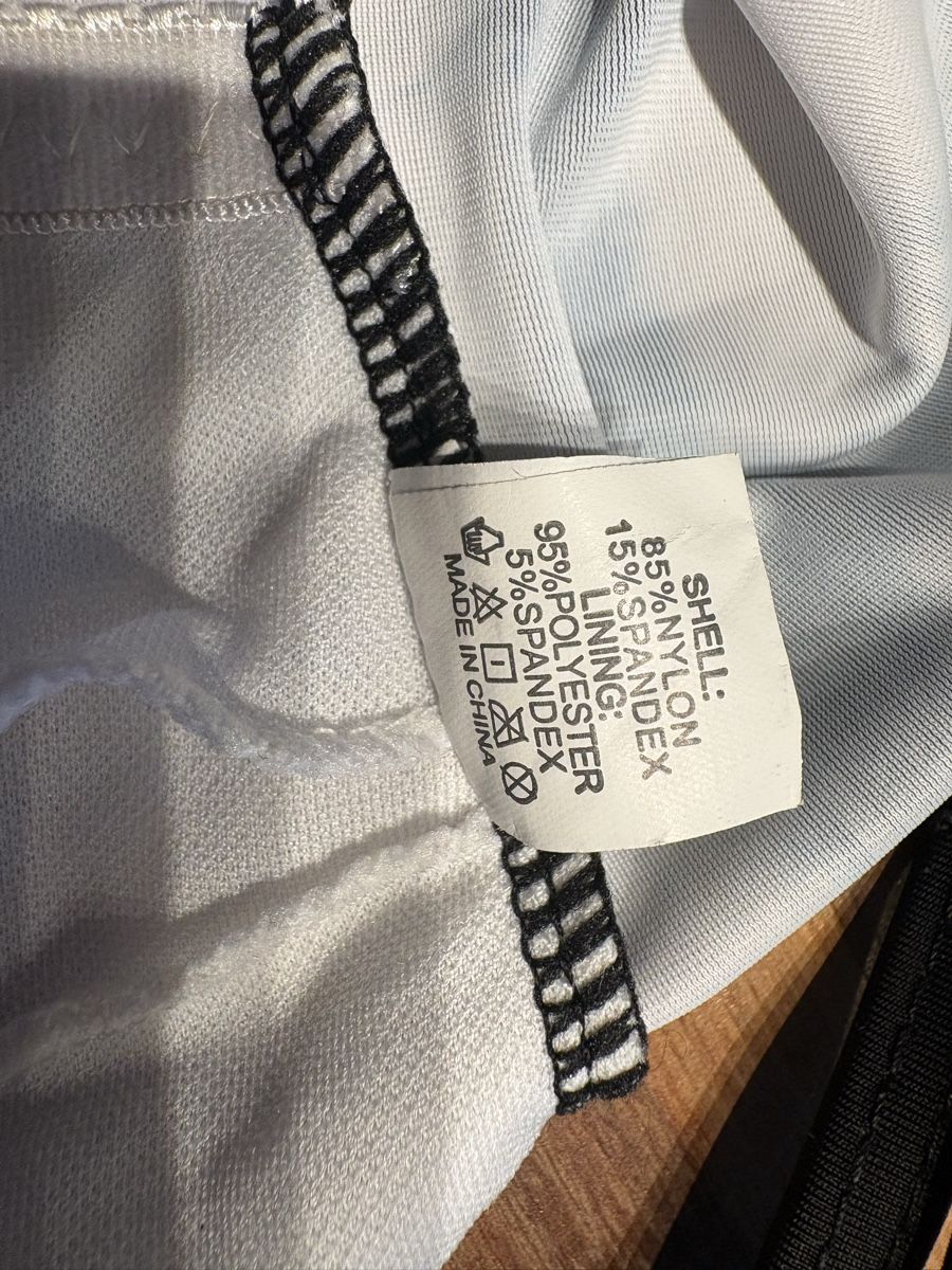 Costumi da bagno & Bikini: Damen Badeoberteil mit Karo-Muster Gr. XL – Usato da Beromünster venduto da msklef 5