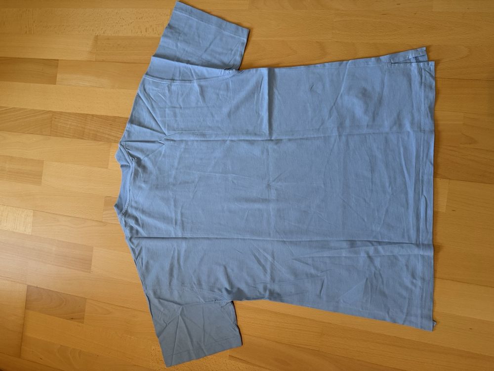 Versace T-shirt: Versace Jeans Couture T-Shirt, Neu – Nuovo (secondo la descrizione) da Weiningen ZH venduto da Filipe7 3