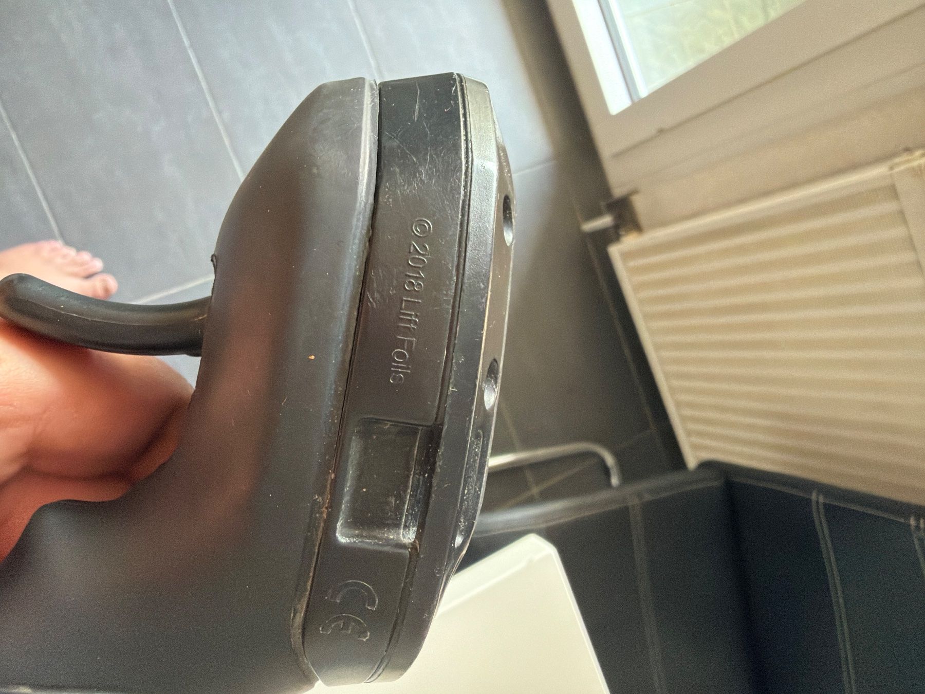 Télécommandes: Télécommande foil électrique universelle Lift – D'occasion à Sion par Vupra 6