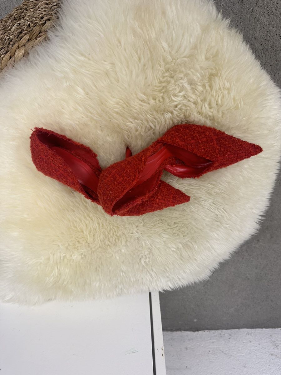 Scarpe da donna: Red Pointed Heels - 36 worn once, Chic Style for Winter! – Usato da Zürich venduto da Jocki02 2