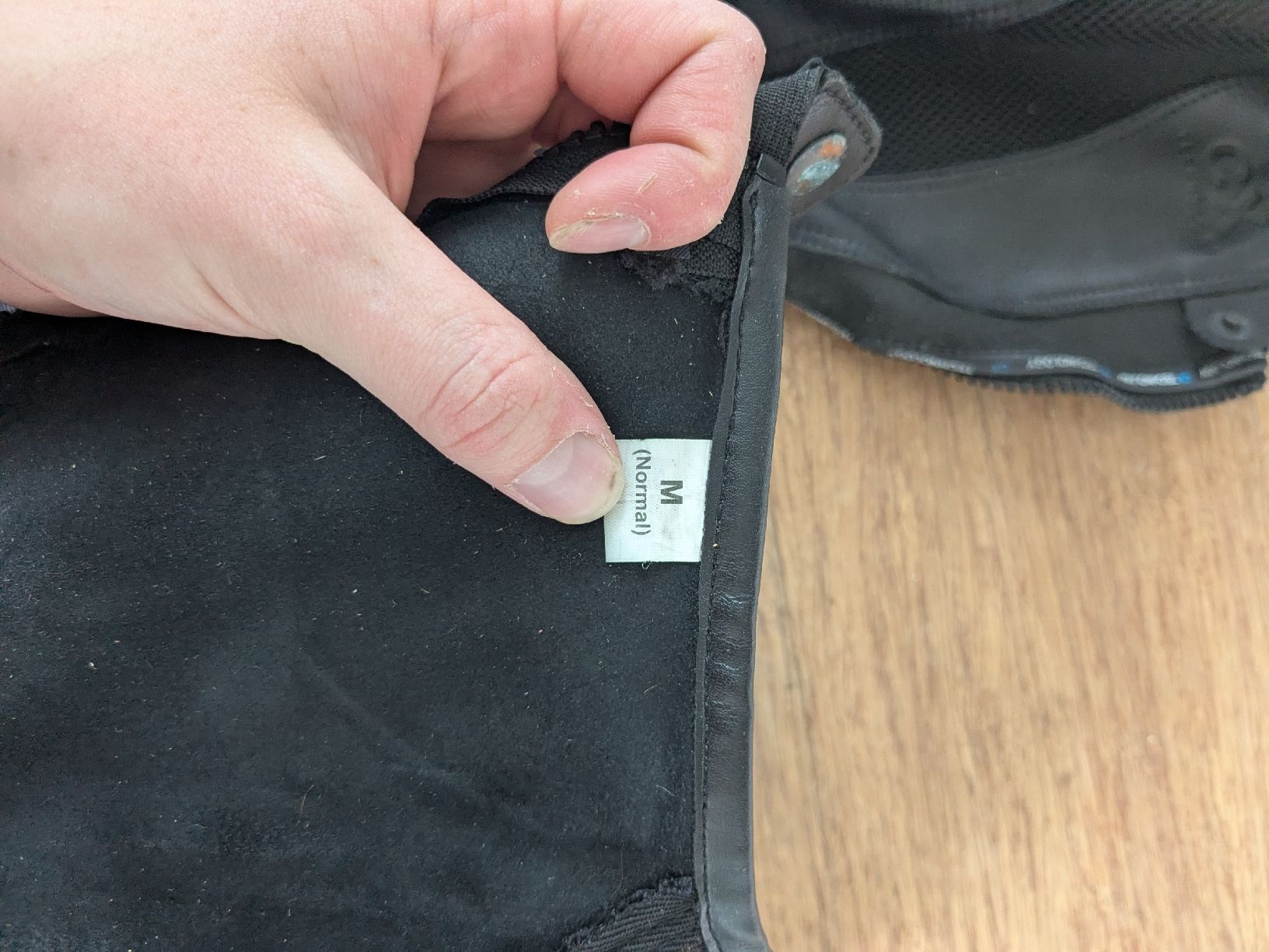Pantaloni: Chaps Airflow CX – Usato da Zürich venduto da moi_tl5h 1