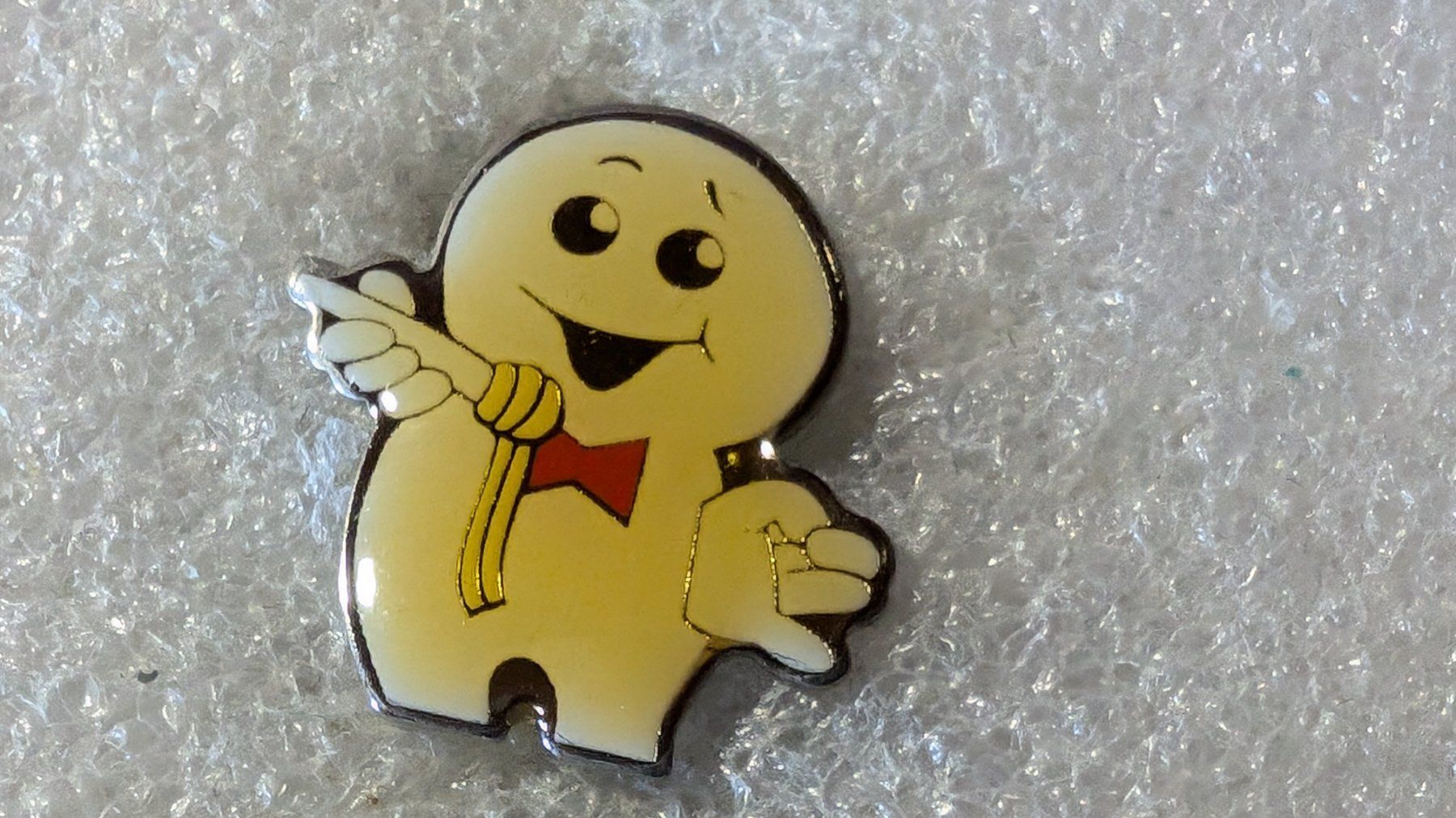 Placchette & Badge: Ansteckpin 227: Maga Bio – Usato da Oppligen venduto da Pin-Fall-Shop