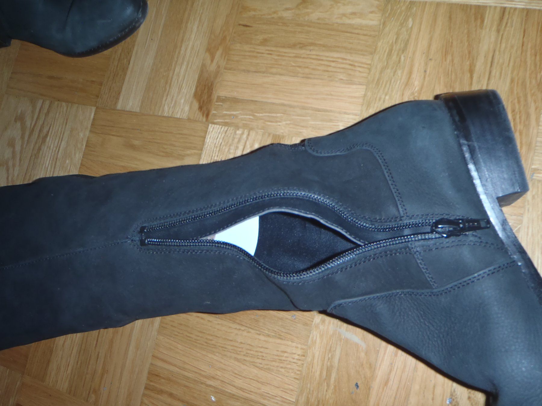 Scarpe da donna: Schwarze Overknee Stiefel Wildleder – Usato da Horgen venduto da Amanda30 2
