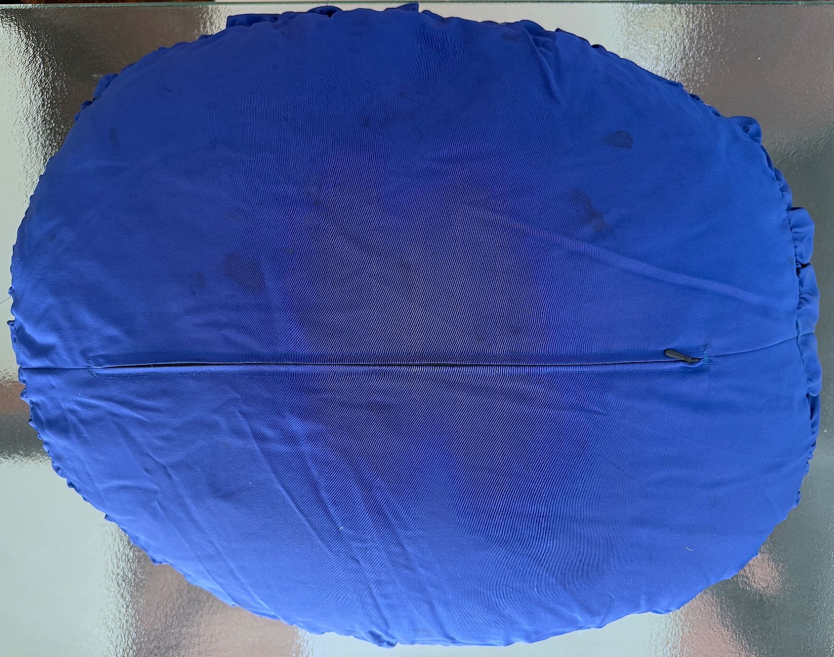 Cuscini: Coussin décoratif avec une décoration brodée à la main – Usato da Veyrier venduto da Szurkemaci 3