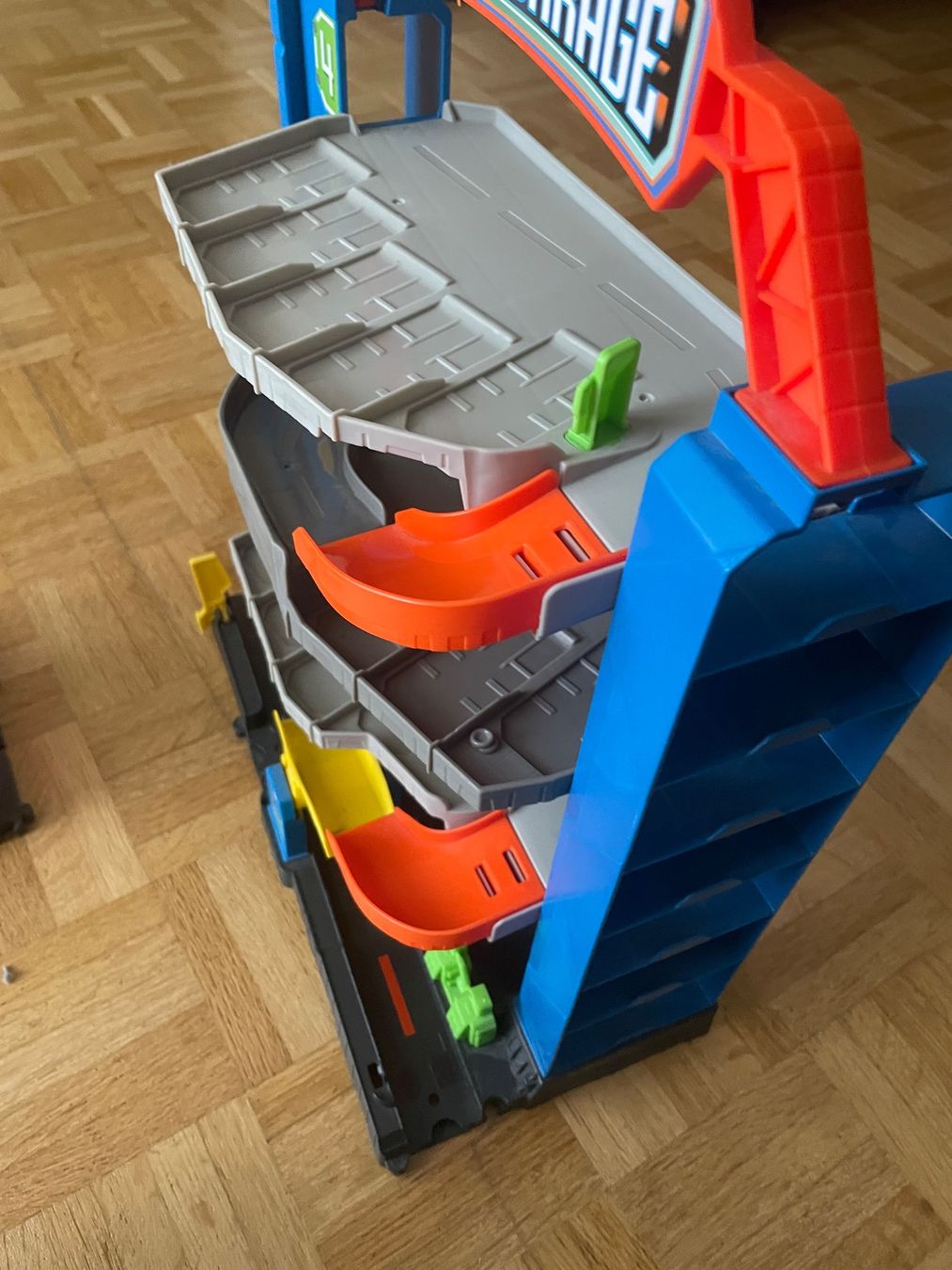 Hot Wheels Jouets: Hot weehls Garage – D'occasion à Niederlenz par JasminaK01 1