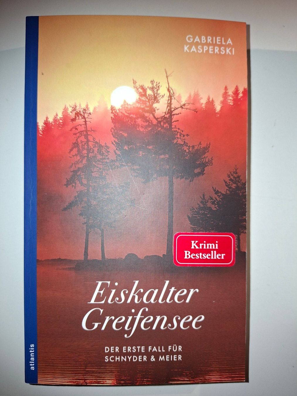 Libri: Eiskalter Greifensee von Gabriela Kapersky – Usato da Dietikon venduto da Buchantiqdietikon