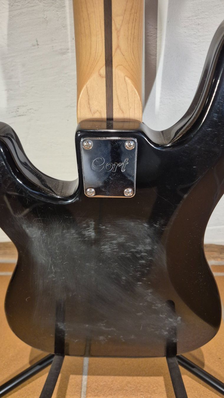 Cort Strumenti musicali: E-Bass Cort – Usato da Winterthur venduto da NorrSydGuitars 5