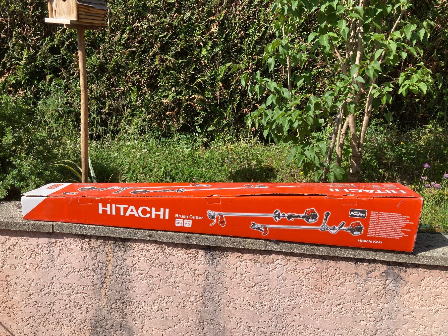 Hitachi Tagliaerba: Débroussailleuse Hitachi CG23ECP(S) Neuf – Nuovo e nell'imballaggio originale da Bassecourt venduto da CALUMET-X 1