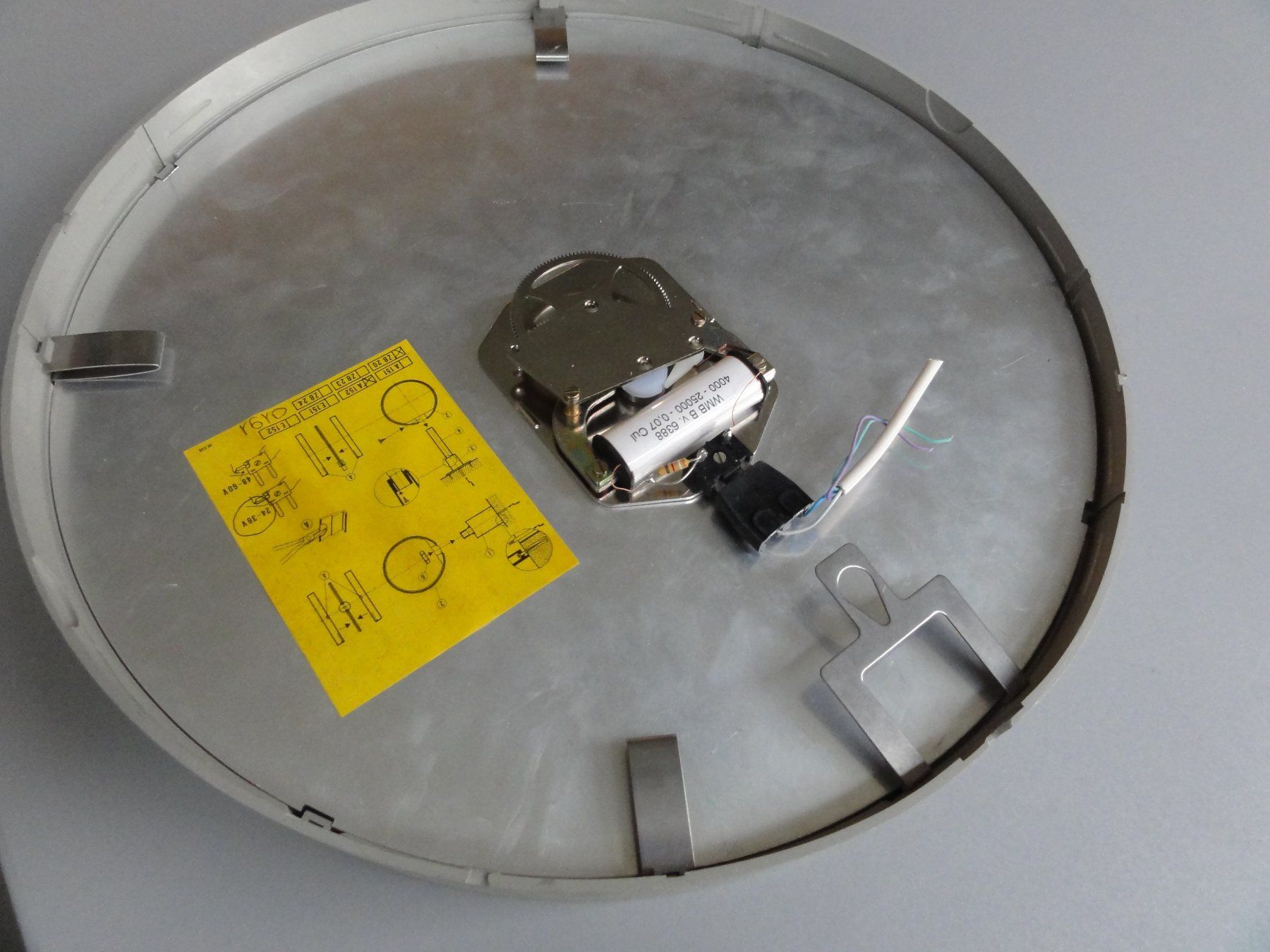 Stand- & Wanduhren: Nebenuhr MOSER - BAER – Gebraucht aus Kriens von Scheiksbir 4