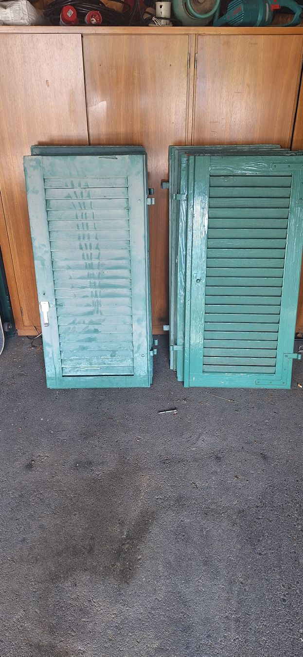 Persiane: Alte Holz Fensterläden – Usato da Buchs SG venduto da Saimn78 1