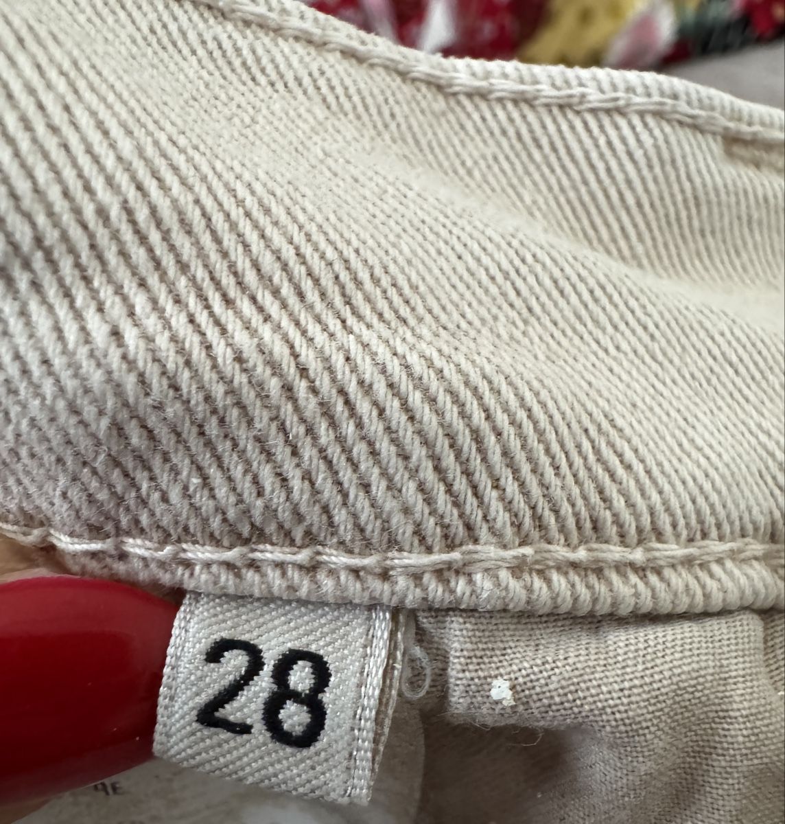 Prada Jeans: Original Stylish Off-White Prada Jeans - Size 28 – Nuovo (secondo la descrizione) da Wallisellen venduto da Corinne.- 2