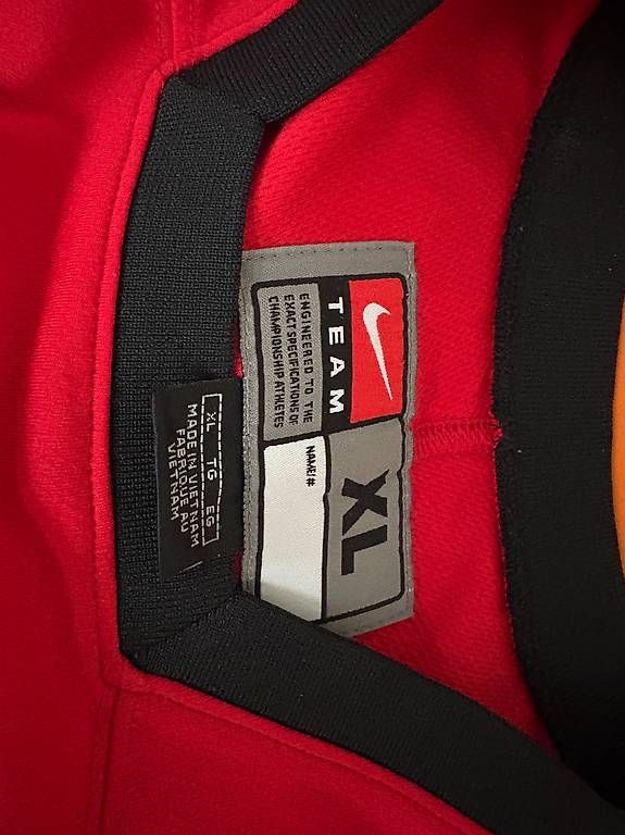 Canottiere & Pantaloni: Österreich Eishockey Trikot  – Usato da Niederglatt ZH venduto da Fan08 1