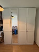 Zwei Ikea Pax Kleiderschränke