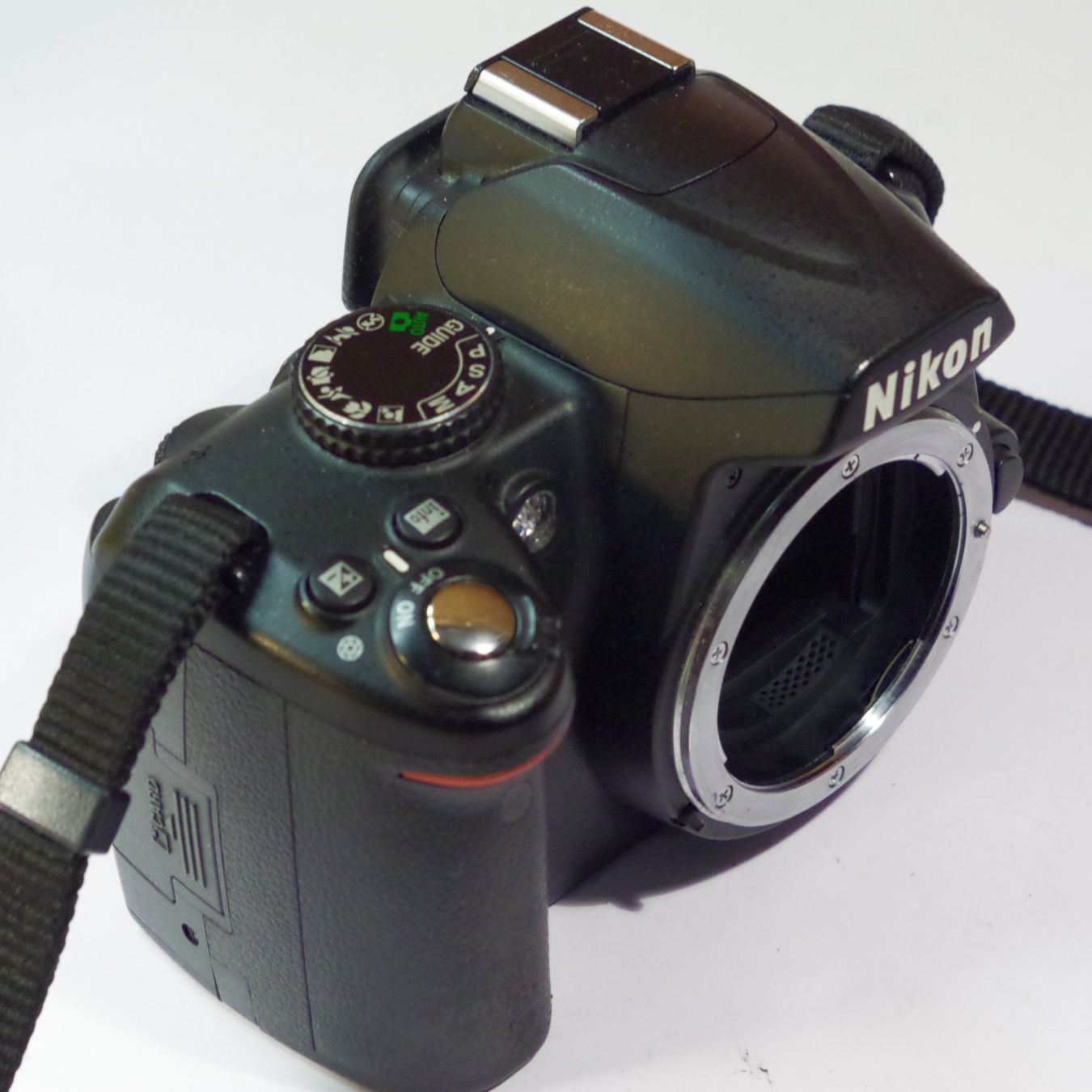 Nikon Kamera: Nikon D3000 Spiegelreflexkamera digital – Gebraucht aus Erlinsbach von Yanny 2