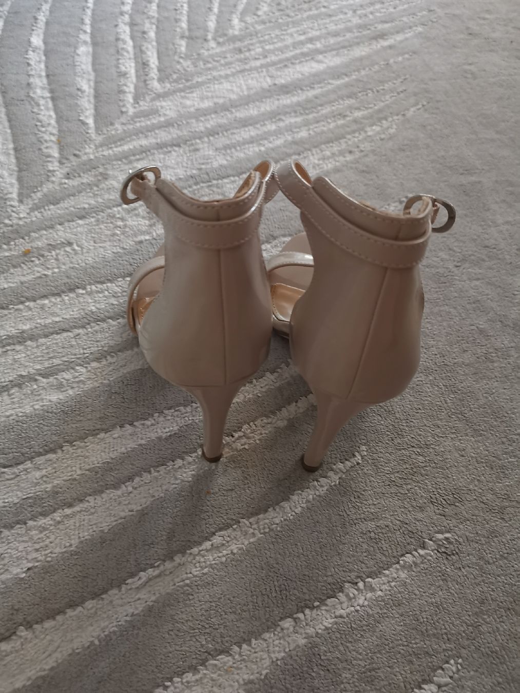 Scarpe da donna: Sandales numéro 38 – Nuovo (secondo la descrizione) da Biel/Bienne venduto da Edi5Roli3 9