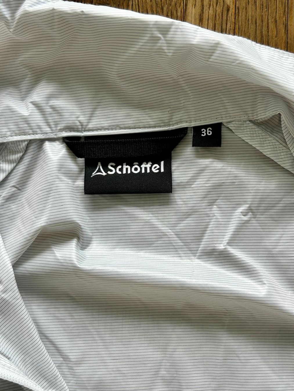 Schoeffel Giacche: Schöffel leichte Windjacke Running oder Wanderjacke Gr. 36 – Usato da Bern venduto da arwori 2