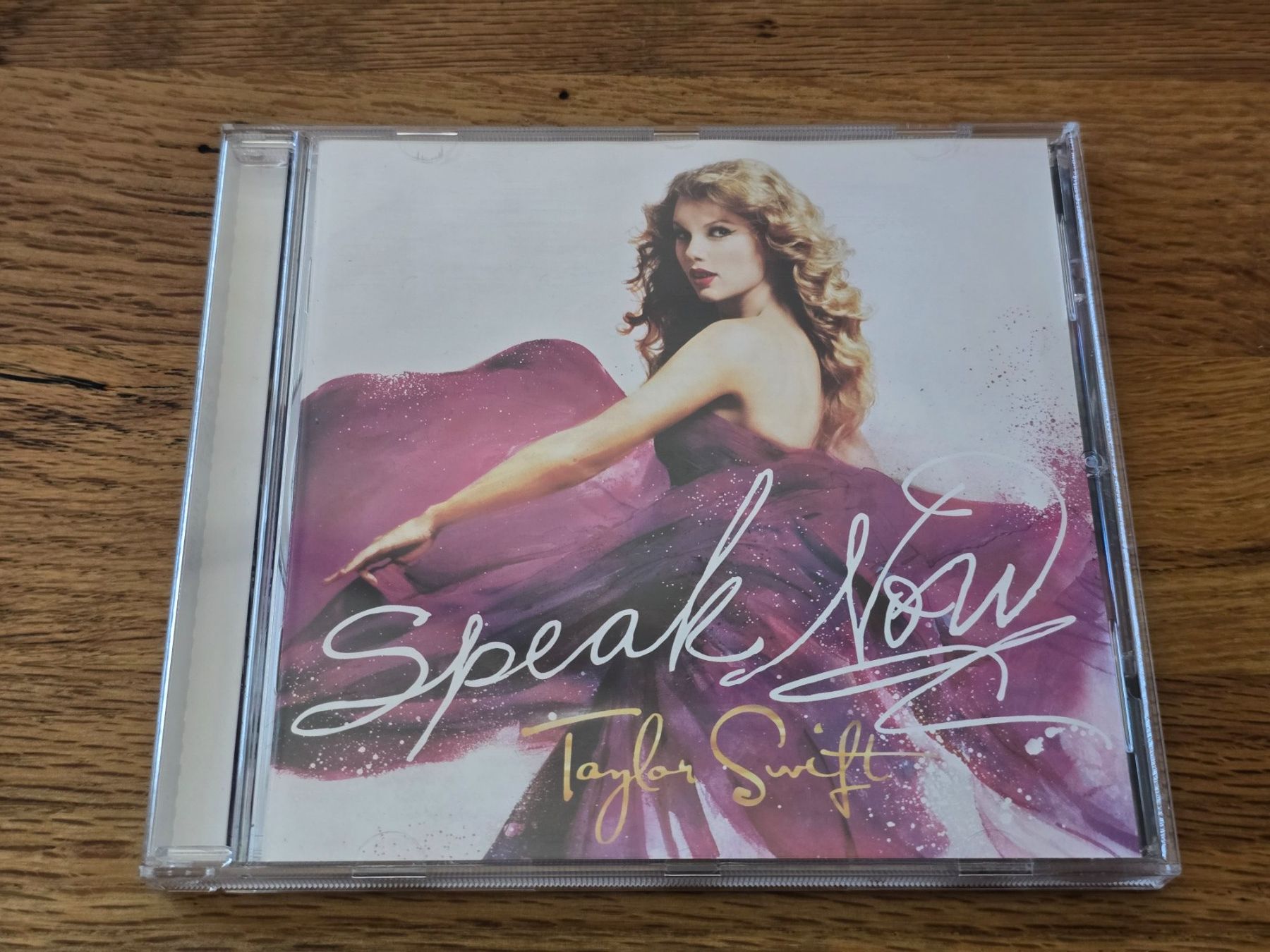 CD: Taylor Swift - Speak Now - CD – Usato da Auenstein venduto da Trilos