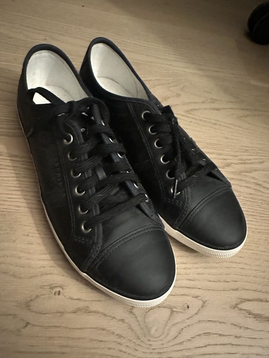 Esprit Chaussures femmes: Baskets Esprit – D'occasion à Lausanne par Liinoa