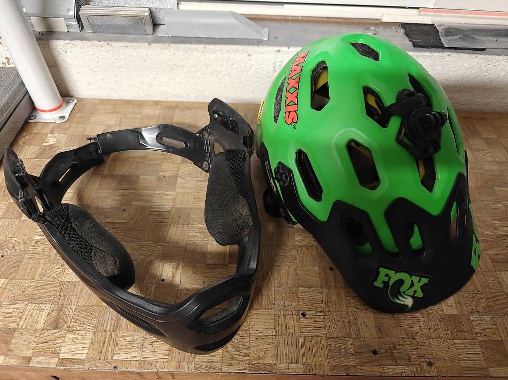 Caschi: Casco integrale smontabile Bell – Usato da Bellinzona venduto da Riccardo_R
