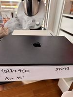 Nagelneuer MacBook Air 15 blau - 512GB NP 1.500CHF