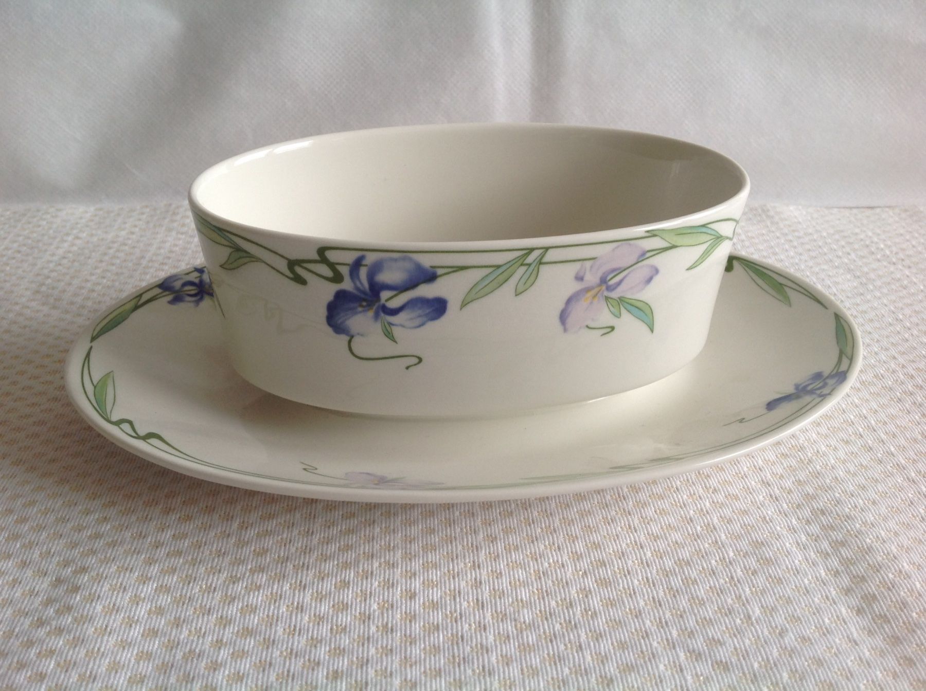 Villeroy & Boch Set di piatti: Villeroy & Boch - Verona - saucière – Usato da Sion venduto da accroshoes 1