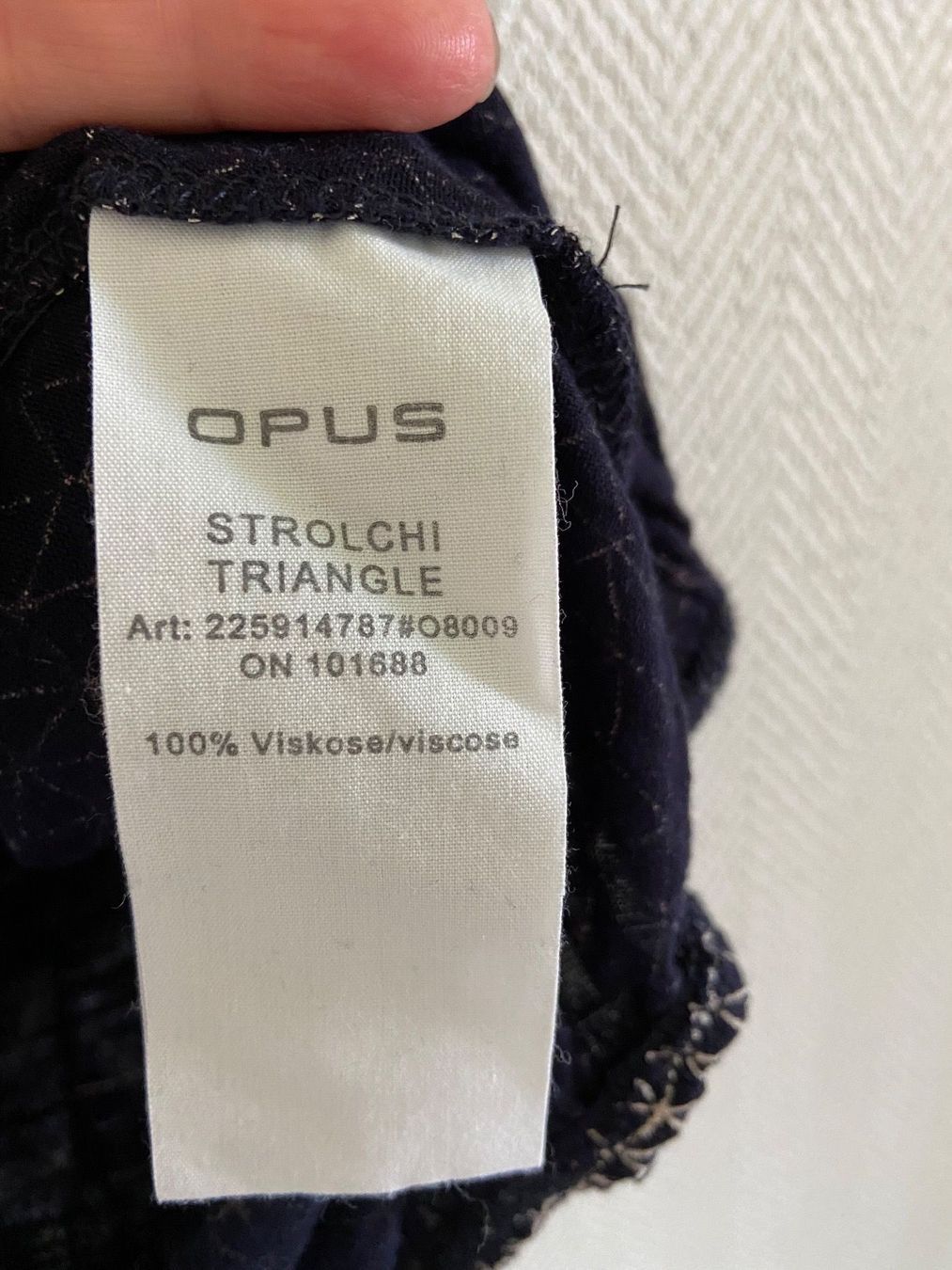 Opus T-Shirts: Opus Shirt Grösse 36 – Gebraucht aus Baar von Aatina 2