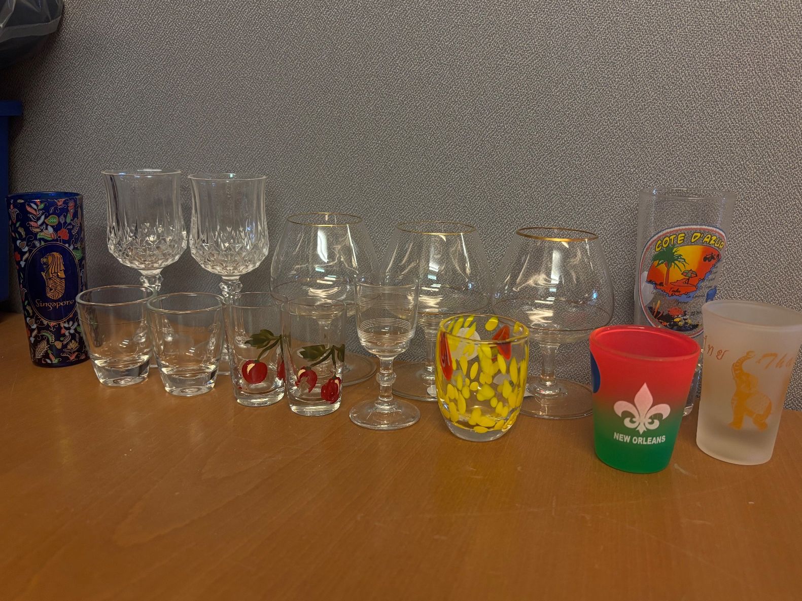 Bicchieri: 14 verschiedene Shot, Schnapps & Champaniergläser klein. – Usato da Münchenstein venduto da tsp01