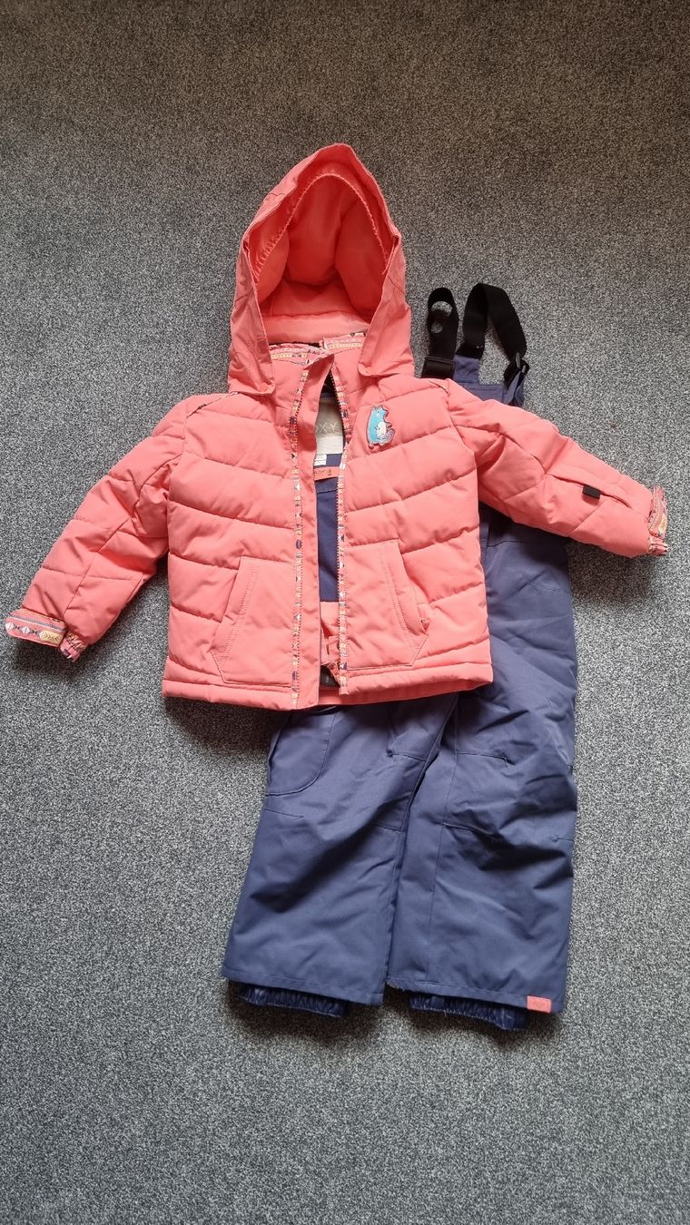 Roxy Giacche & Cappotti: Ensemble de ski Roxy T3 – Usato da Les Breuleux venduto da Mily1991