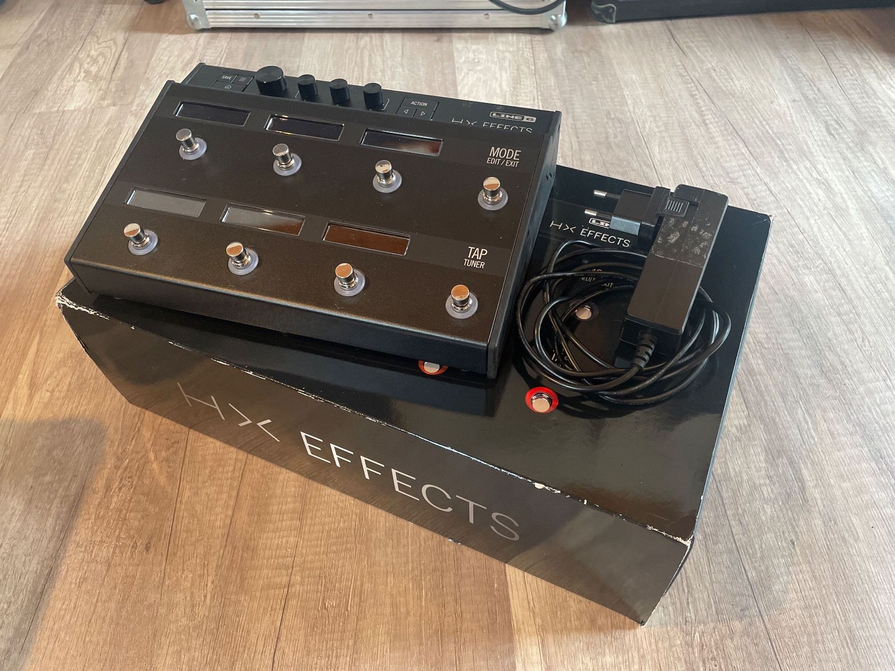 Line 6 Instruments de musique: Line 6HX Effects – D'occasion à Biglen par maetthu_w 3