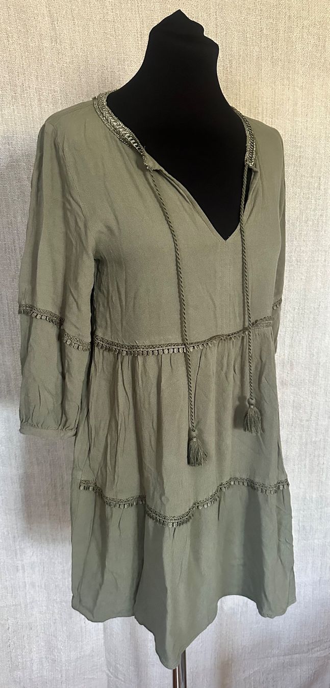 H&M Tuniche: Tunika von H&M Gr. 36 – Usato da Muri AG venduto da Shoshana5 1
