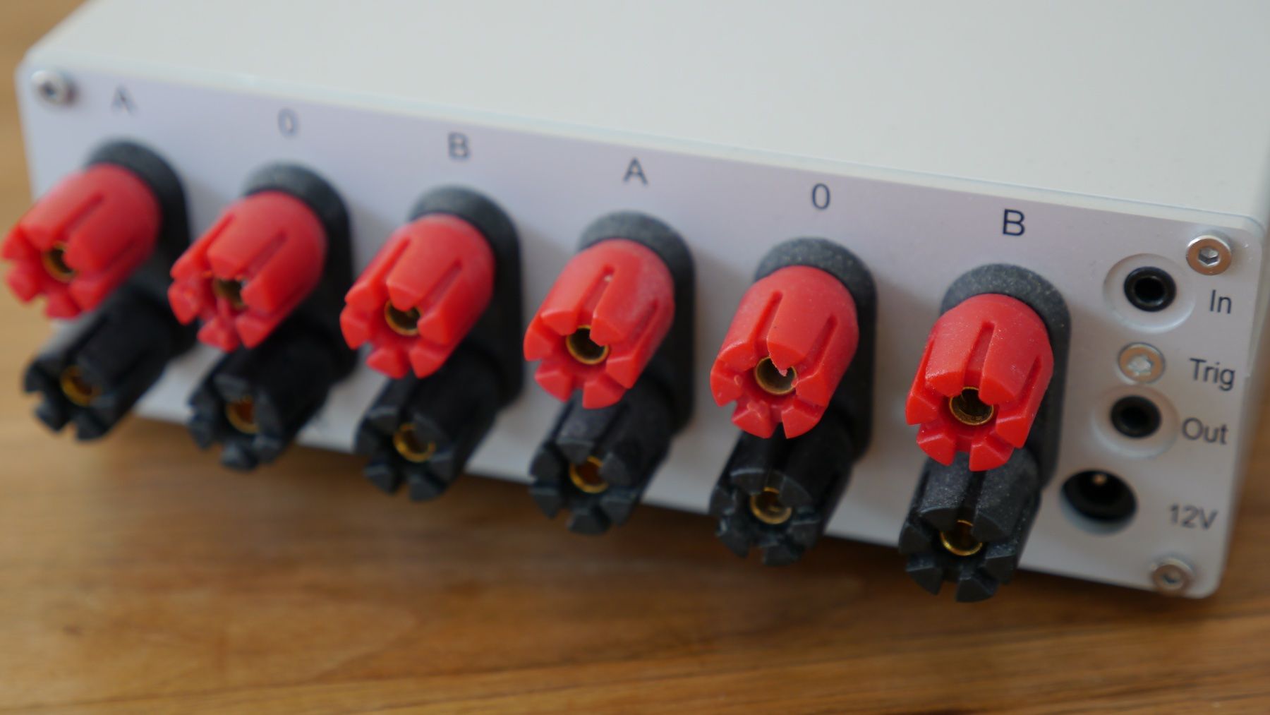 Haut-parleurs: Dodocus UBox3-A Lautsprecher Umschalter – D'occasion à Rothenfluh par Ron999 1