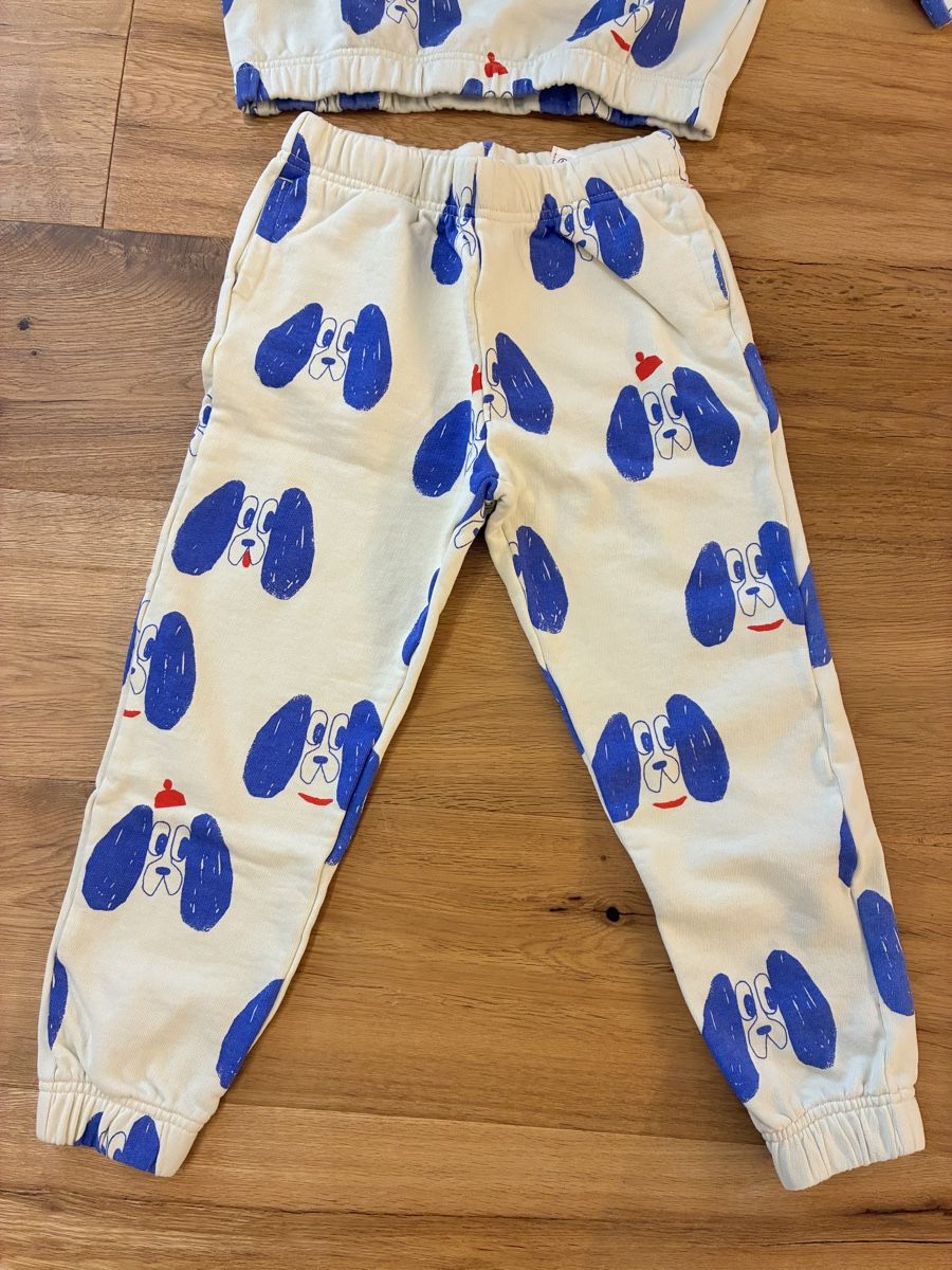 H&M Kleiderpakete & -sets: H&M Kinder Set Pullover und Hose / Trainer / Grösse 128 – Gebraucht aus Münchenstein von Pricemaker100 1