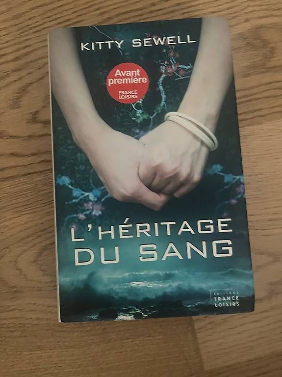 Libri: Héritage du sang  Kitty Sewell – Usato da Chavannes-Renens venduto da luc_52p8