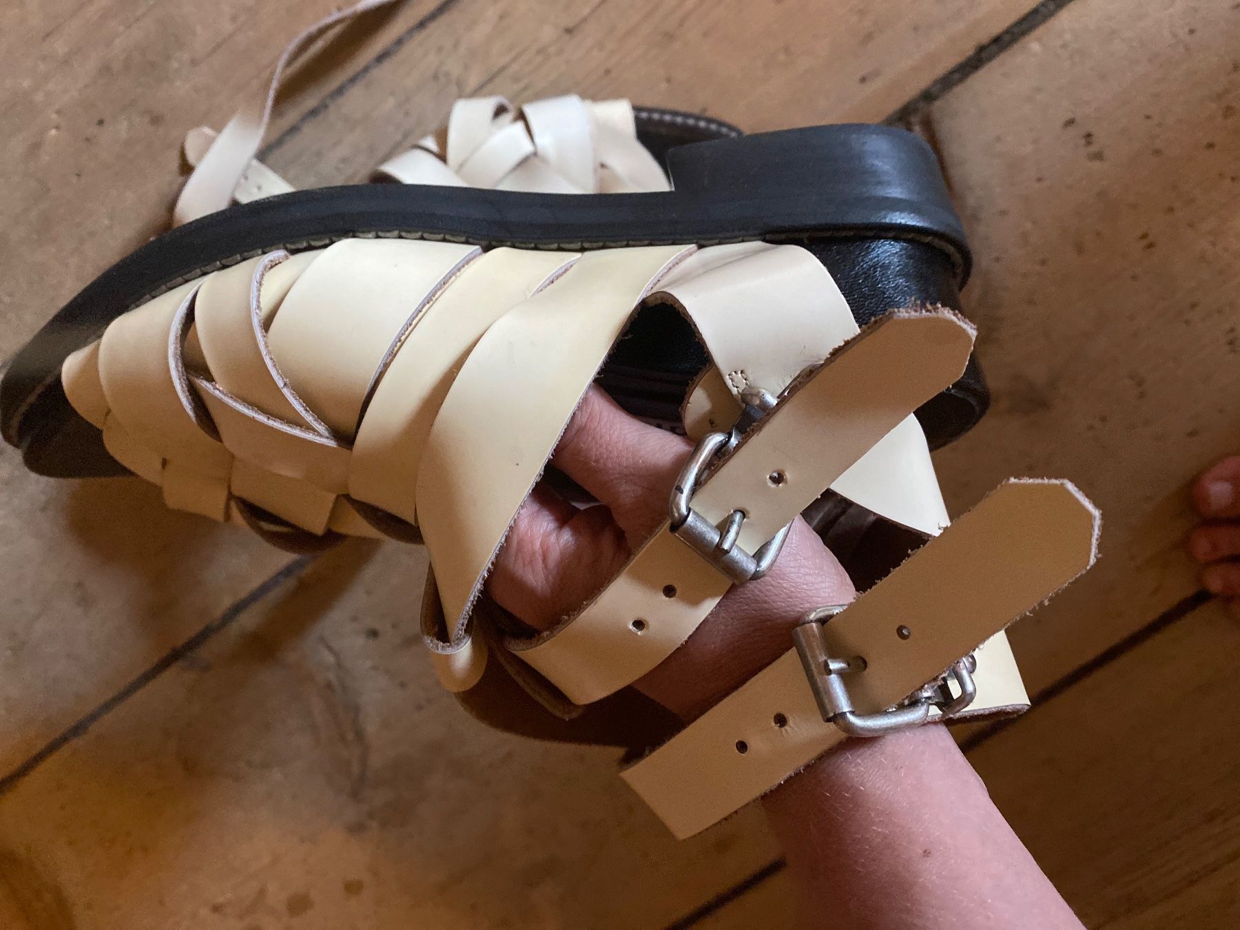 Acne Studios Scarpe da donna: Sandalen von Acne Studios – Usato da Küblis venduto da mad_b2bw 2