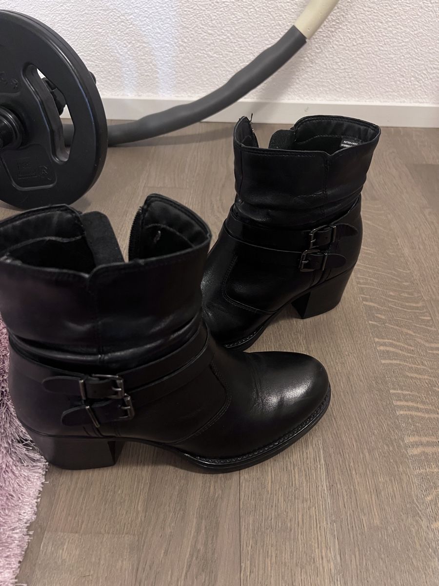 Scarpe da donna: Stiefelette easy street 38 – Usato da Root venduto da Fashionhomeandmore 3
