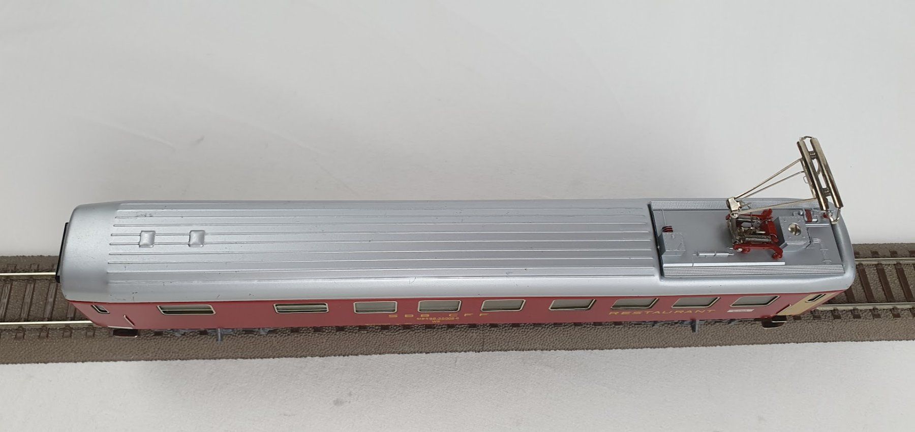 Märklin Modelleisenbahnen: Märklin 4068 SBB Speisewagen WR , Version: 1969 – Gebraucht aus Seon von voAllBah 2