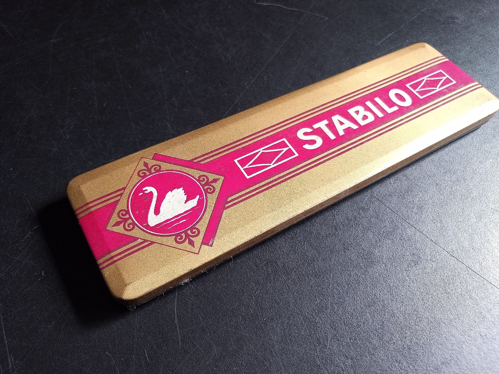 Stabilo Matite, matite colorate & gessi: Stabilo Bleistifte Vintage Metallbox Etui – Usato da Reiden venduto da Zofi-Brocki 3