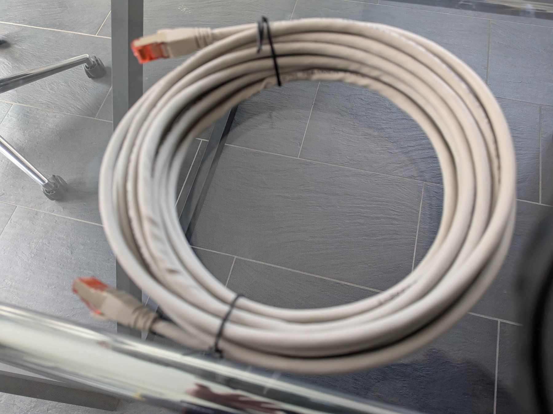 Cavi: Wirewin Câble patch RJ-45, Cat 6, SSTP, 7 m, Gris – Usato da Avry-devant-Pont venduto da OBoss 1