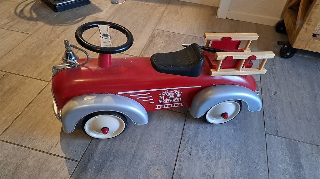 Veicoli per bambini: Baghera Tretauto Speedster Feuerwehrauto – Usato da Udligenswil venduto da pablo_picante 1