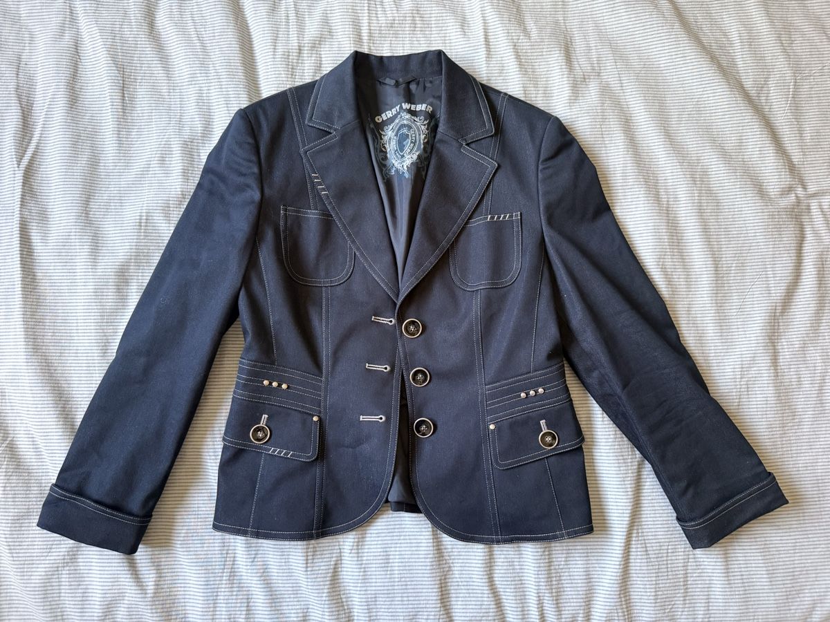 Gerry Weber Giacche: Vintage Dunkelblaue Jacke von Gerry Weber – Usato da Neerach venduto da lar_tkp2