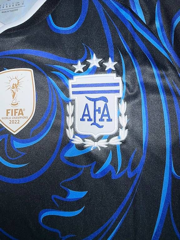 Leibchen & Hosen: Argentinien Trikot – Gebraucht aus Ittigen von tij_dvs7 2