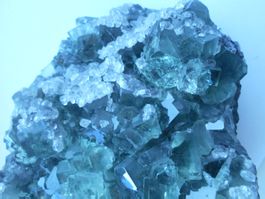 Fluorit Top Stufe aus China
