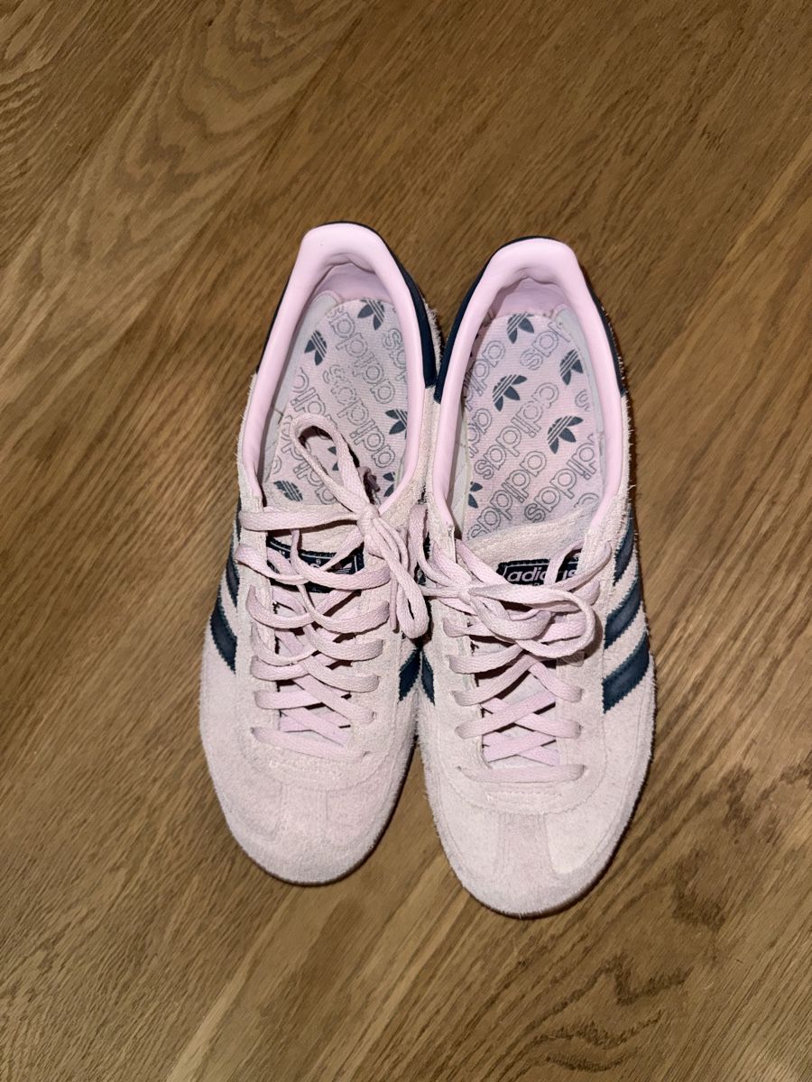 Adidas Damenschuhe: Suede Adidas Gazelles  – Gebraucht aus Bottmingen von Itsclaire 2